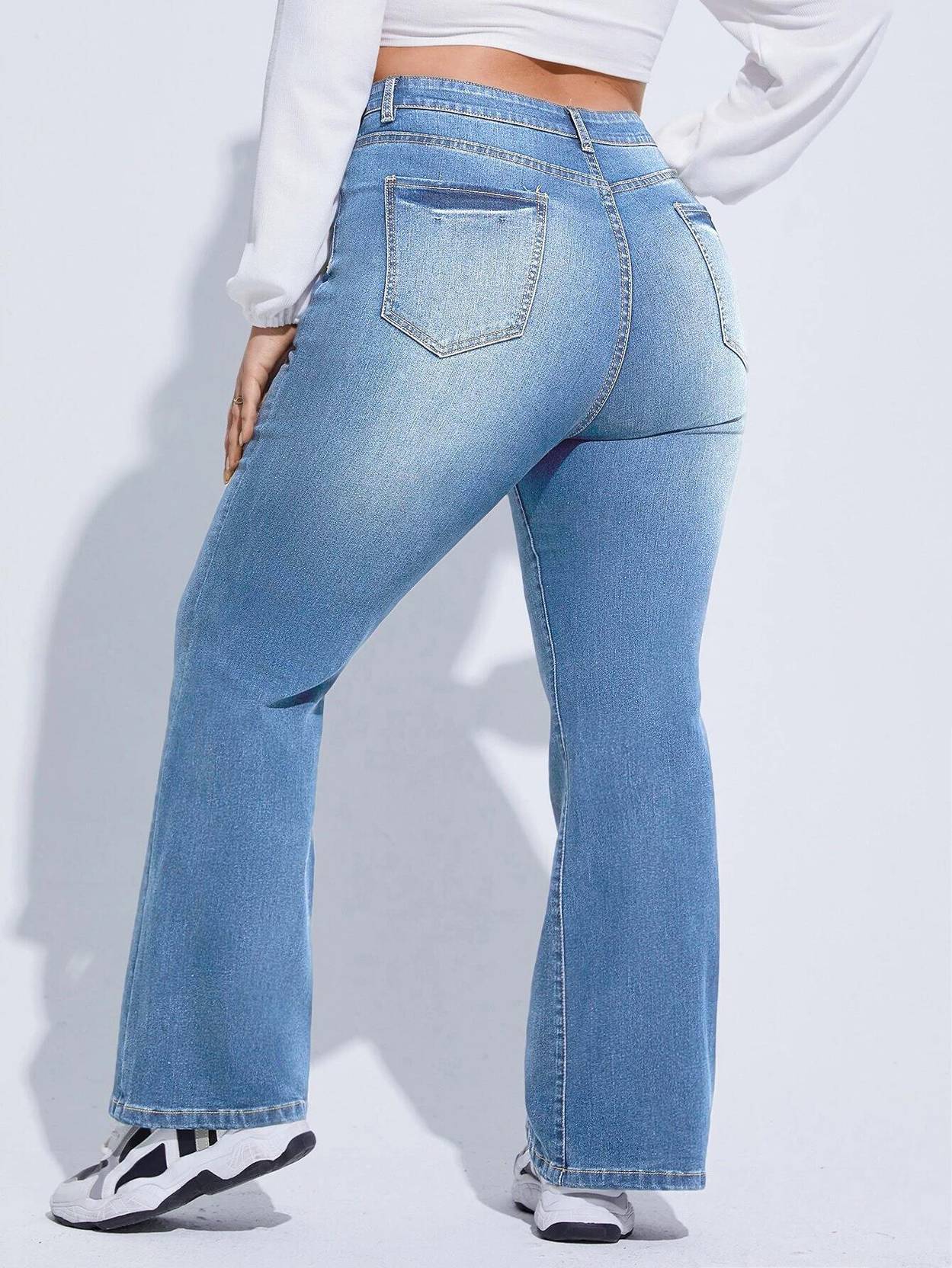 Curvy CLOSET Women Boot-Leg High Rise Blue Jeans - Image 3
