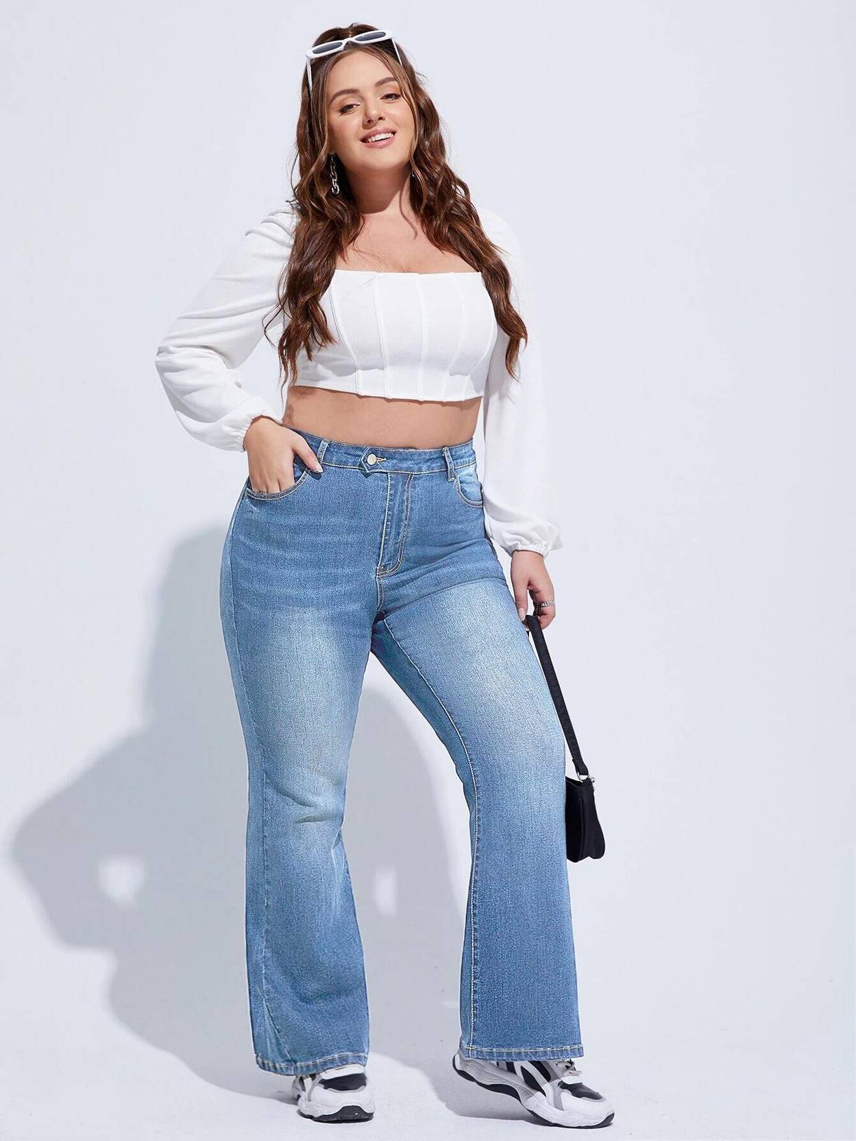 Curvy CLOSET Women Boot-Leg High Rise Blue Jeans - Image 4