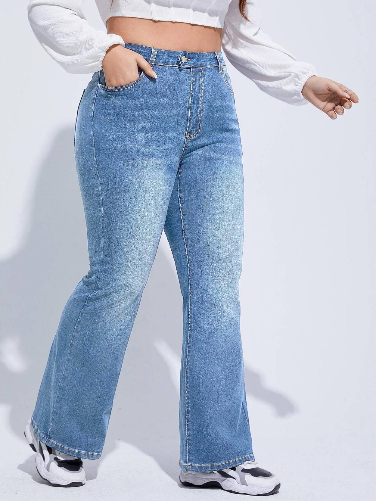 Curvy CLOSET Women Boot-Leg High Rise Blue Jeans - Image 5