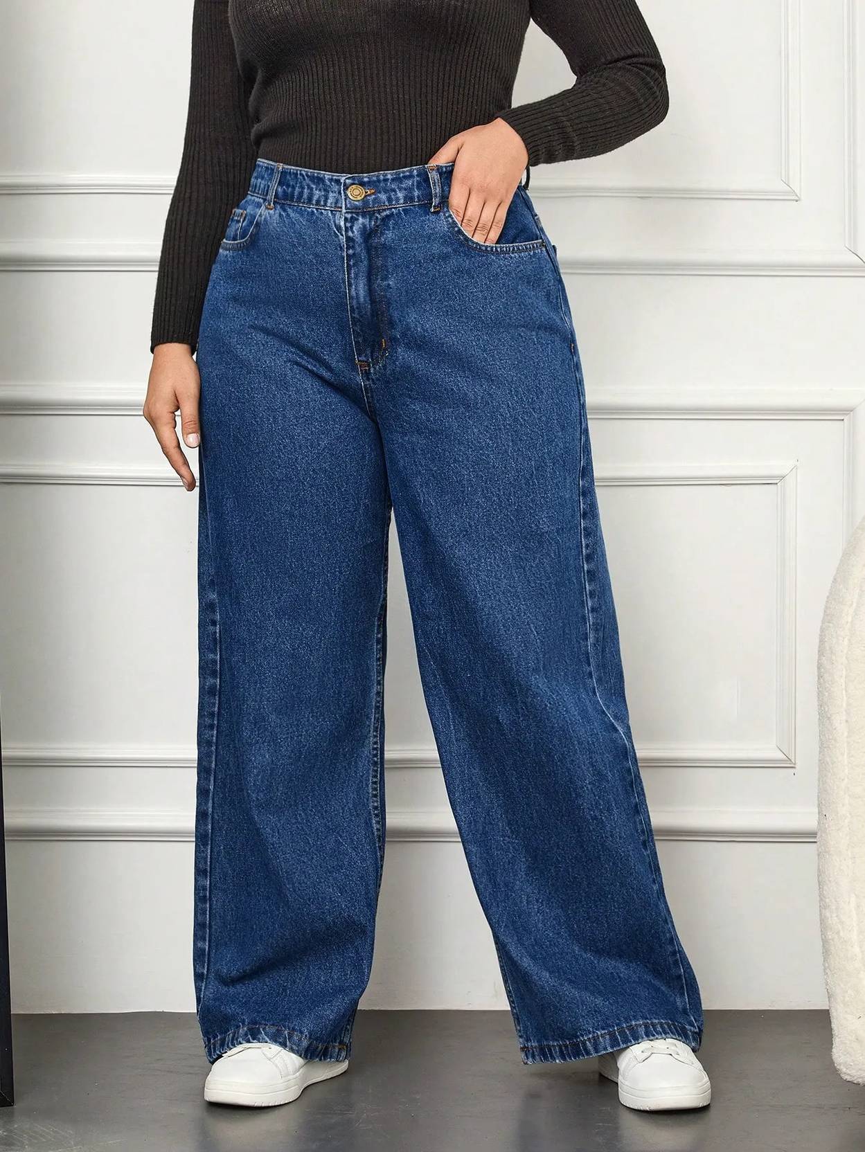 Curvy CLOSET Women Loose Fit High Rise Blue Jeans - Image 4