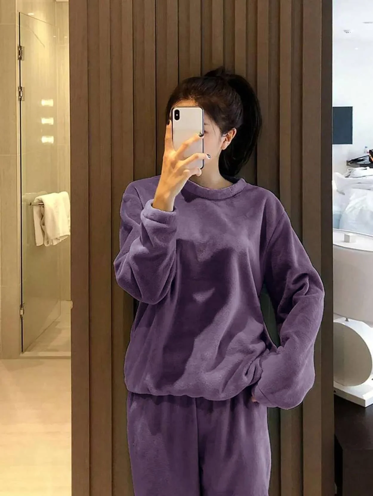 Kotty Round Neck Long Sleeves Sweatshirt With Joggers Co-Ords - Image 4